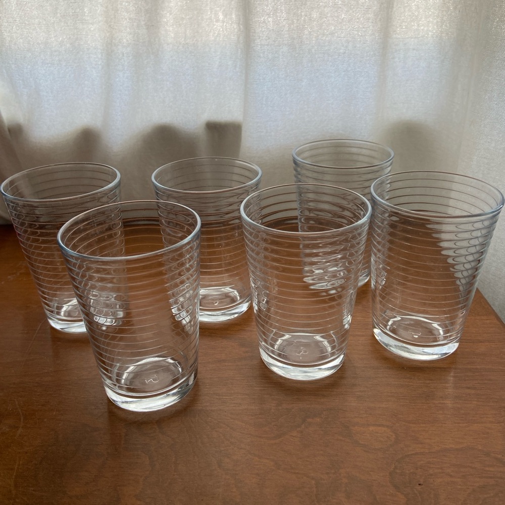 Crate & Barrel Clear Juice Glass Tumbler Set 7 oz